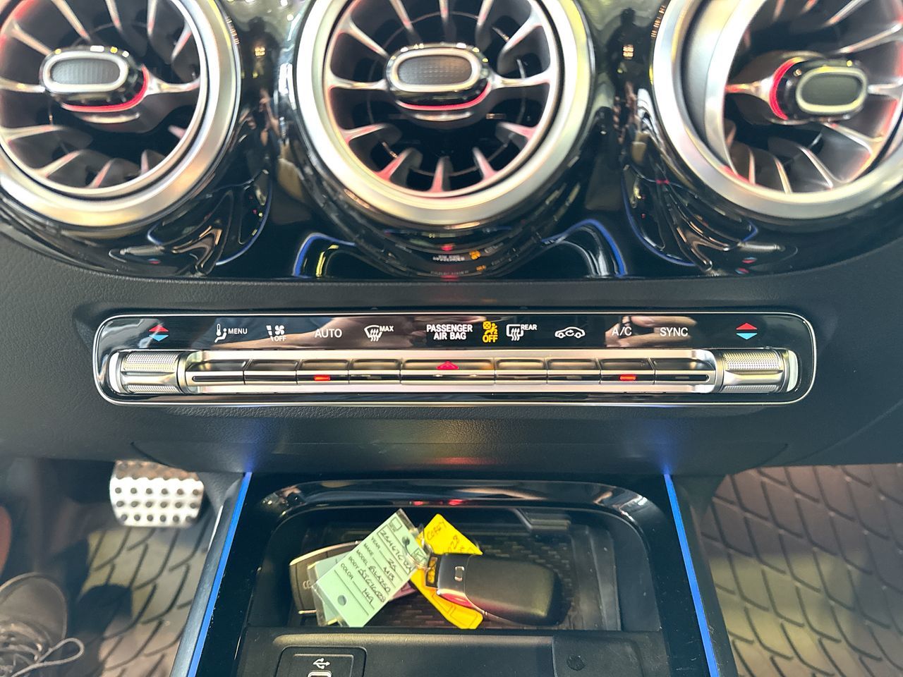 2025 Mercedes-Benz GLA250