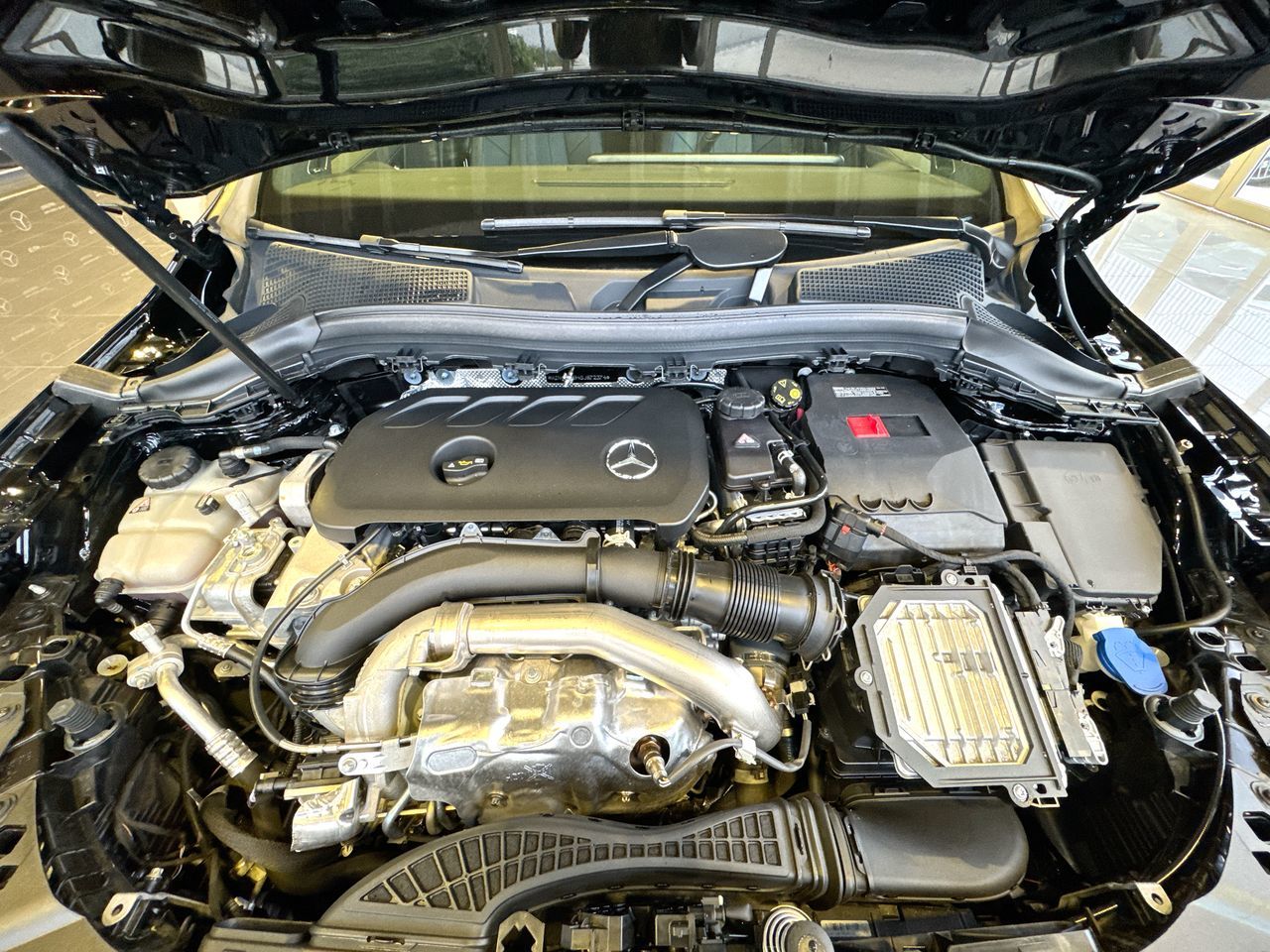 2025 Mercedes-Benz GLA250