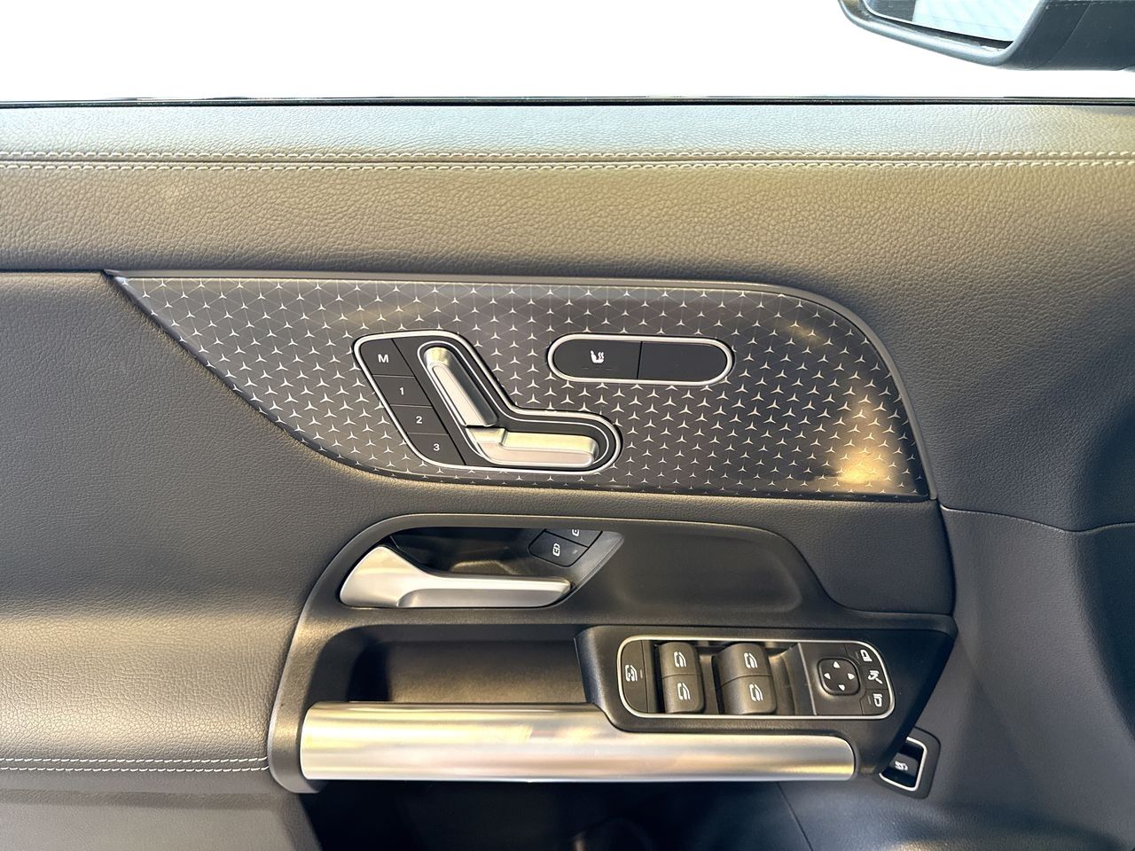 2025 Mercedes-Benz GLA250