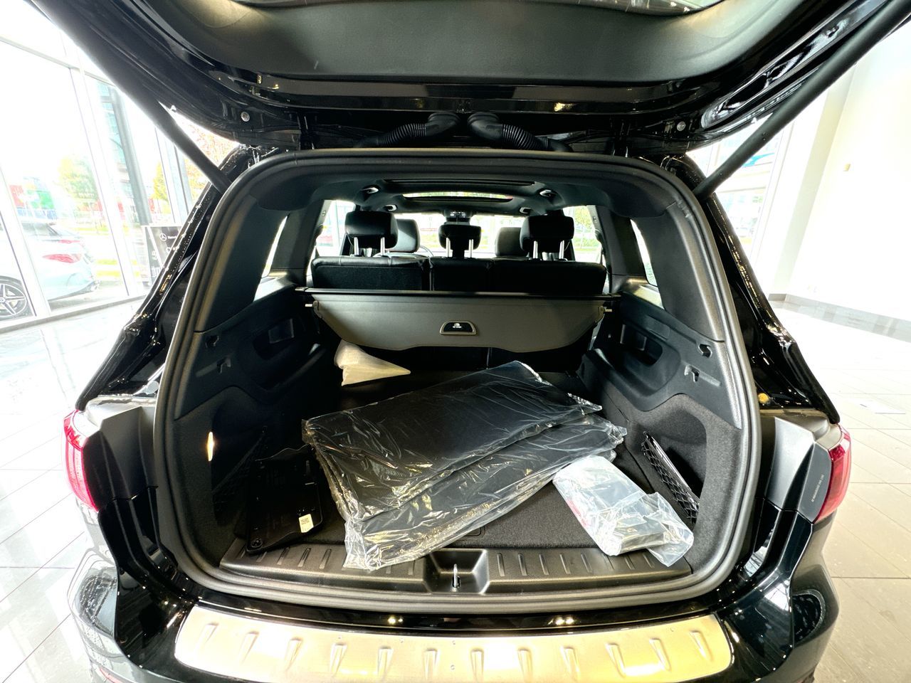 2025 Mercedes-Benz GLB in Vancouver, British Columbia