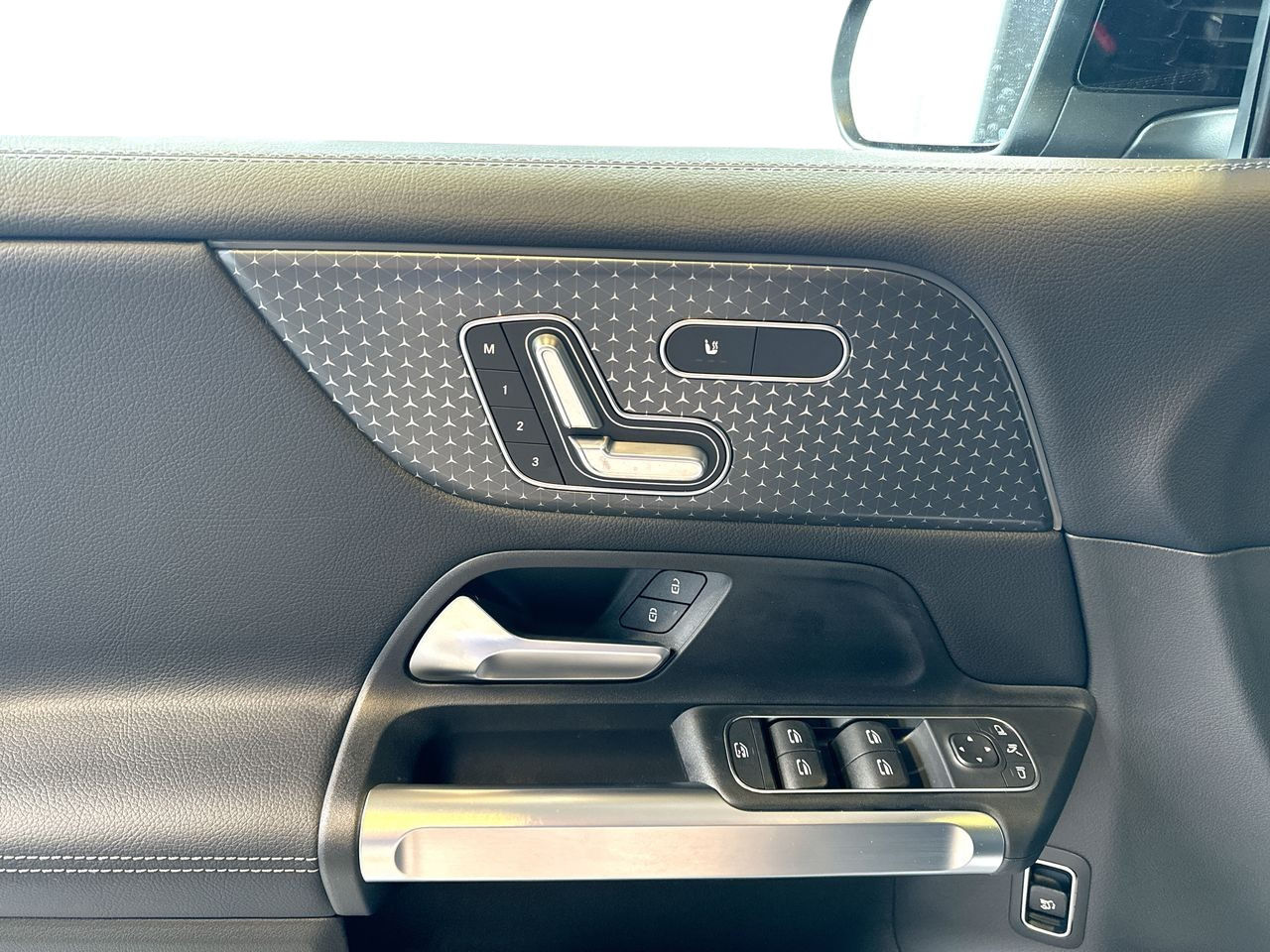 Mercedes-Benz GLB  2025 à Vancouver, Colombie-Britannique