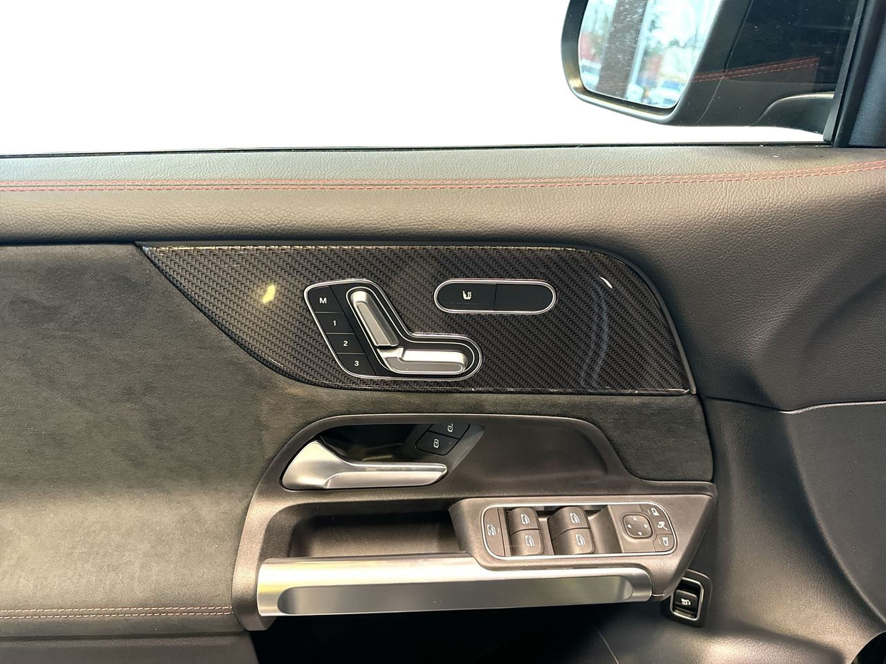 Mercedes-Benz GLB  2025 à Vancouver, Colombie-Britannique