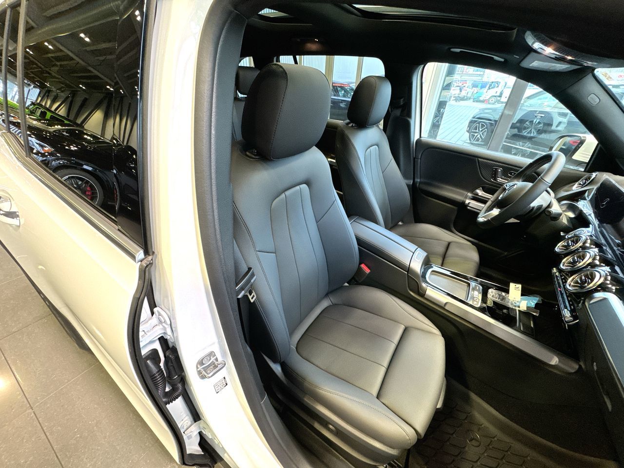 Mercedes-Benz GLB  2025 à Vancouver, Colombie-Britannique