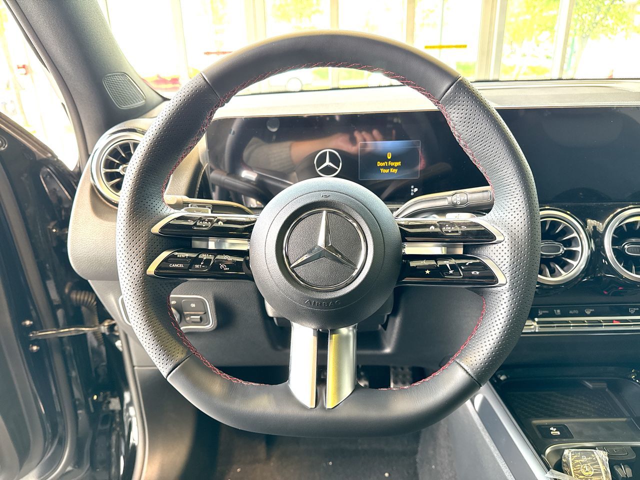 2025 Mercedes-Benz GLB in Vancouver, British Columbia