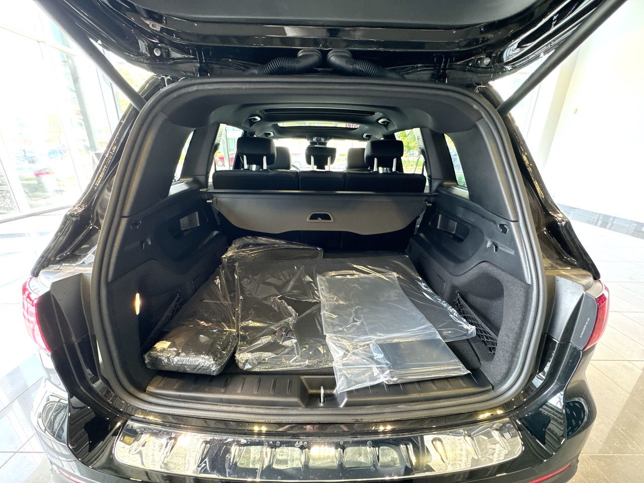2025 Mercedes-Benz GLB in Vancouver, British Columbia