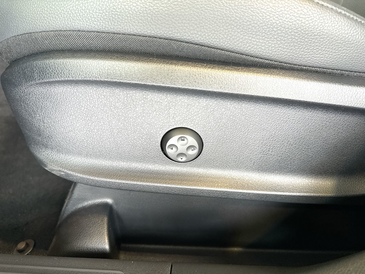 Mercedes-Benz GLB  2025 à Vancouver, Colombie-Britannique