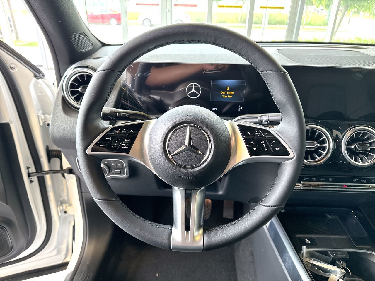 2025 Mercedes-Benz GLB in Vancouver, British Columbia