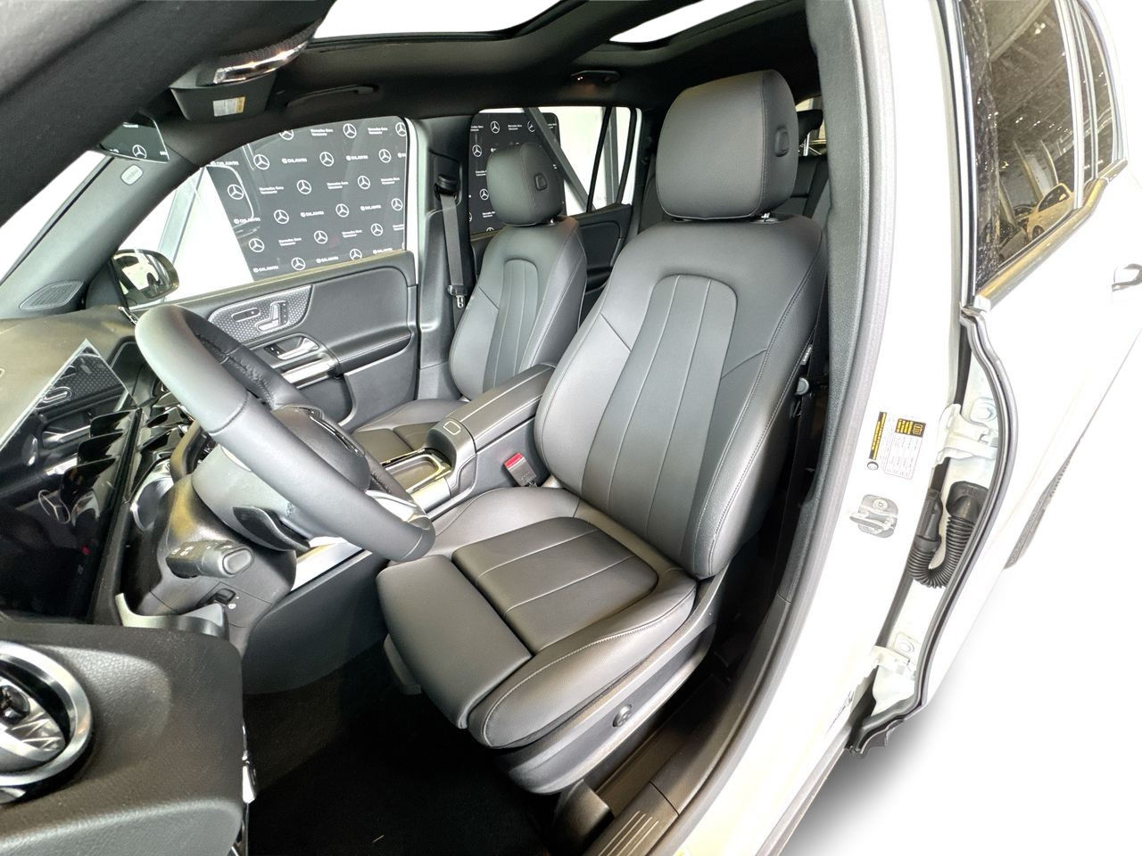 2025 Mercedes-Benz GLB in Vancouver, British Columbia