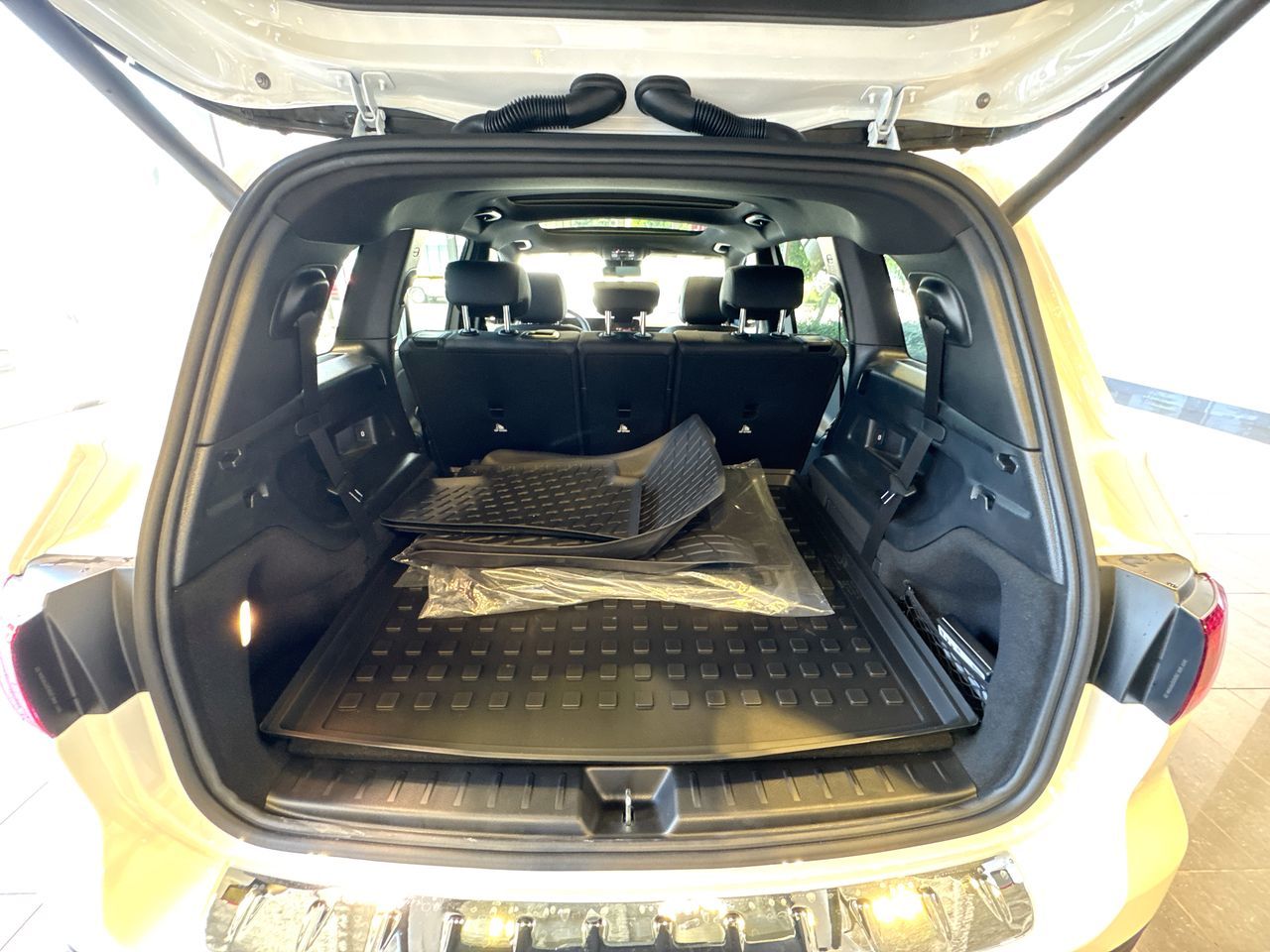 2025 Mercedes-Benz GLB in Vancouver, British Columbia