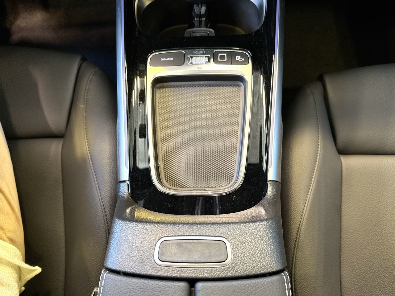 2025 Mercedes-Benz GLB in Vancouver, British Columbia