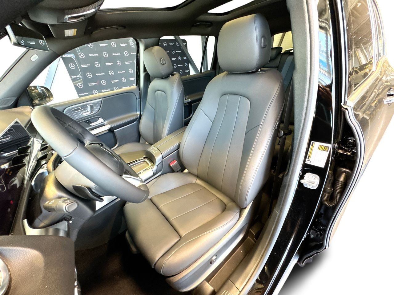 2025 Mercedes-Benz GLB in Vancouver, British Columbia