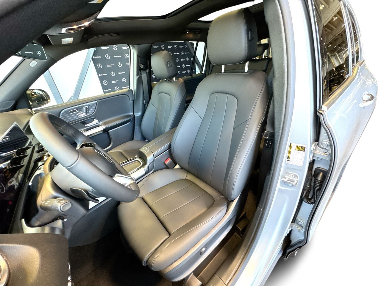 2025 Mercedes-Benz GLB in Vancouver, British Columbia