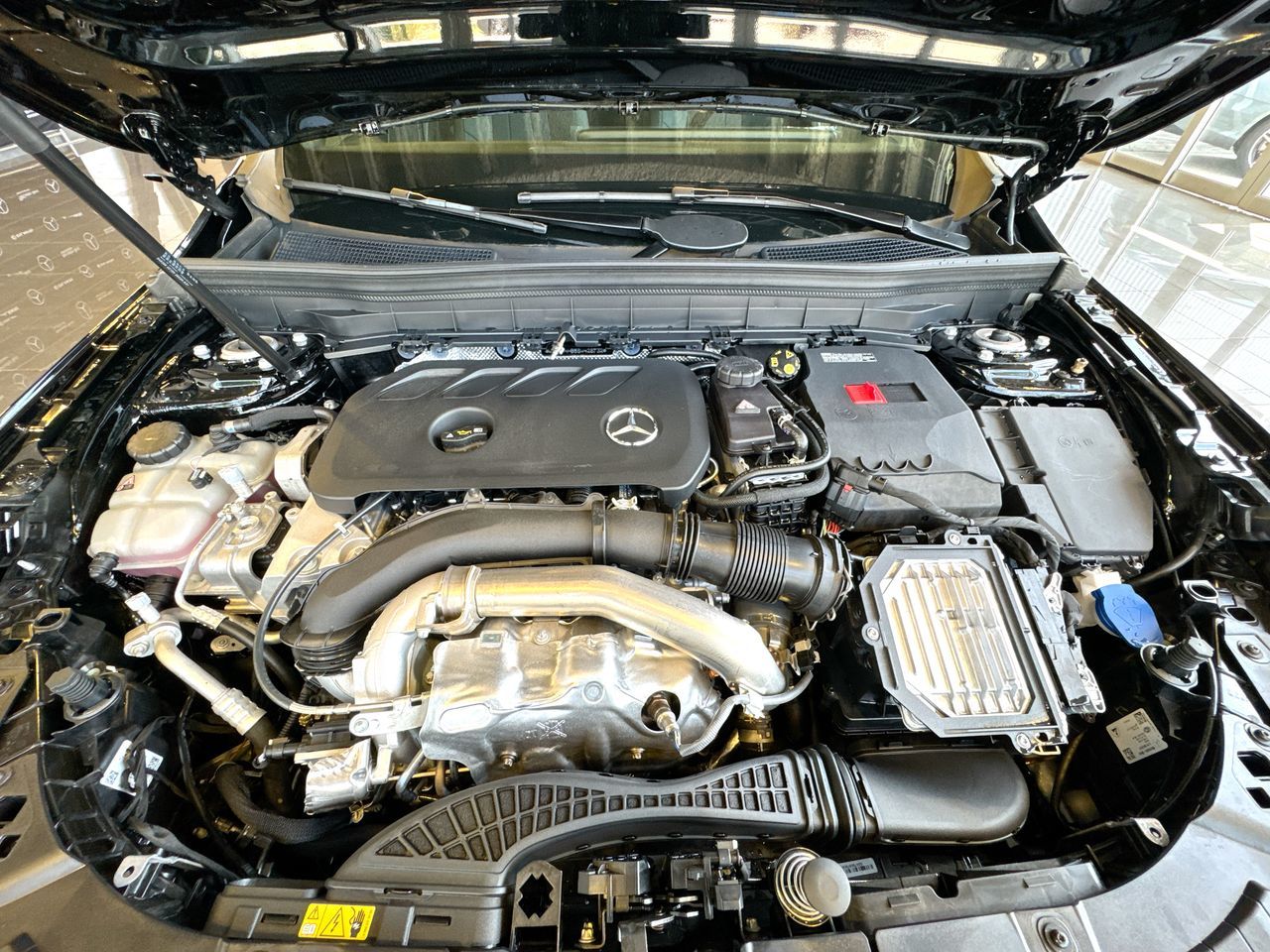 2025 Mercedes-Benz GLB in Vancouver, British Columbia