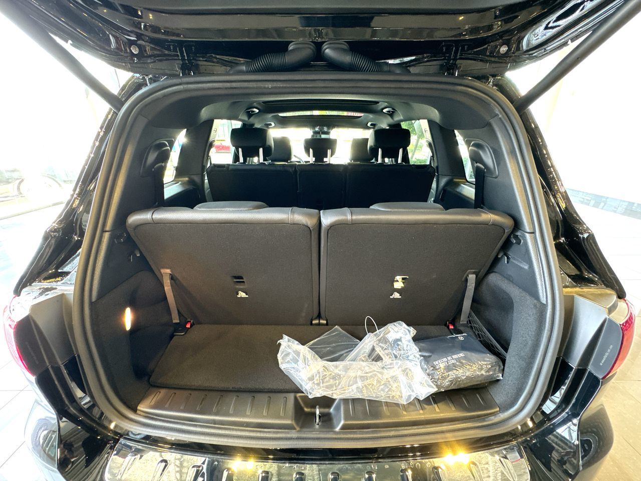 2025 Mercedes-Benz GLB in Vancouver, British Columbia