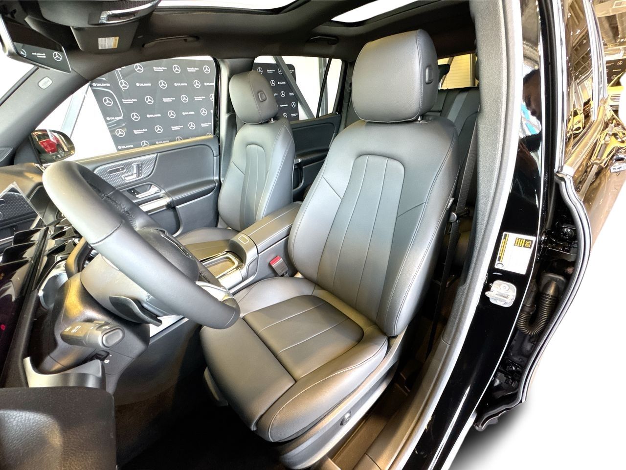 2025 Mercedes-Benz GLB in Vancouver, British Columbia