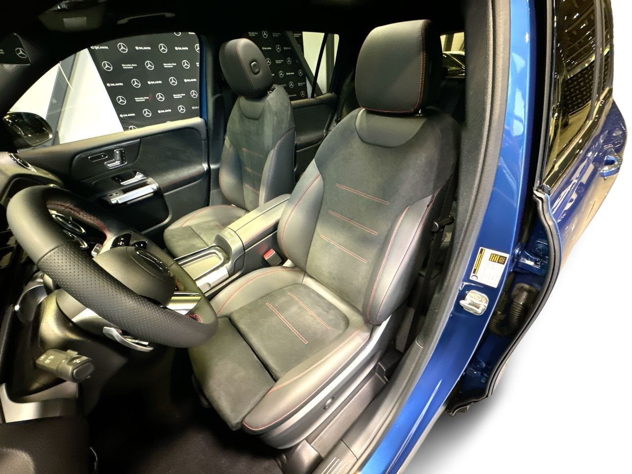 2025 Mercedes-Benz GLB in Vancouver, British Columbia