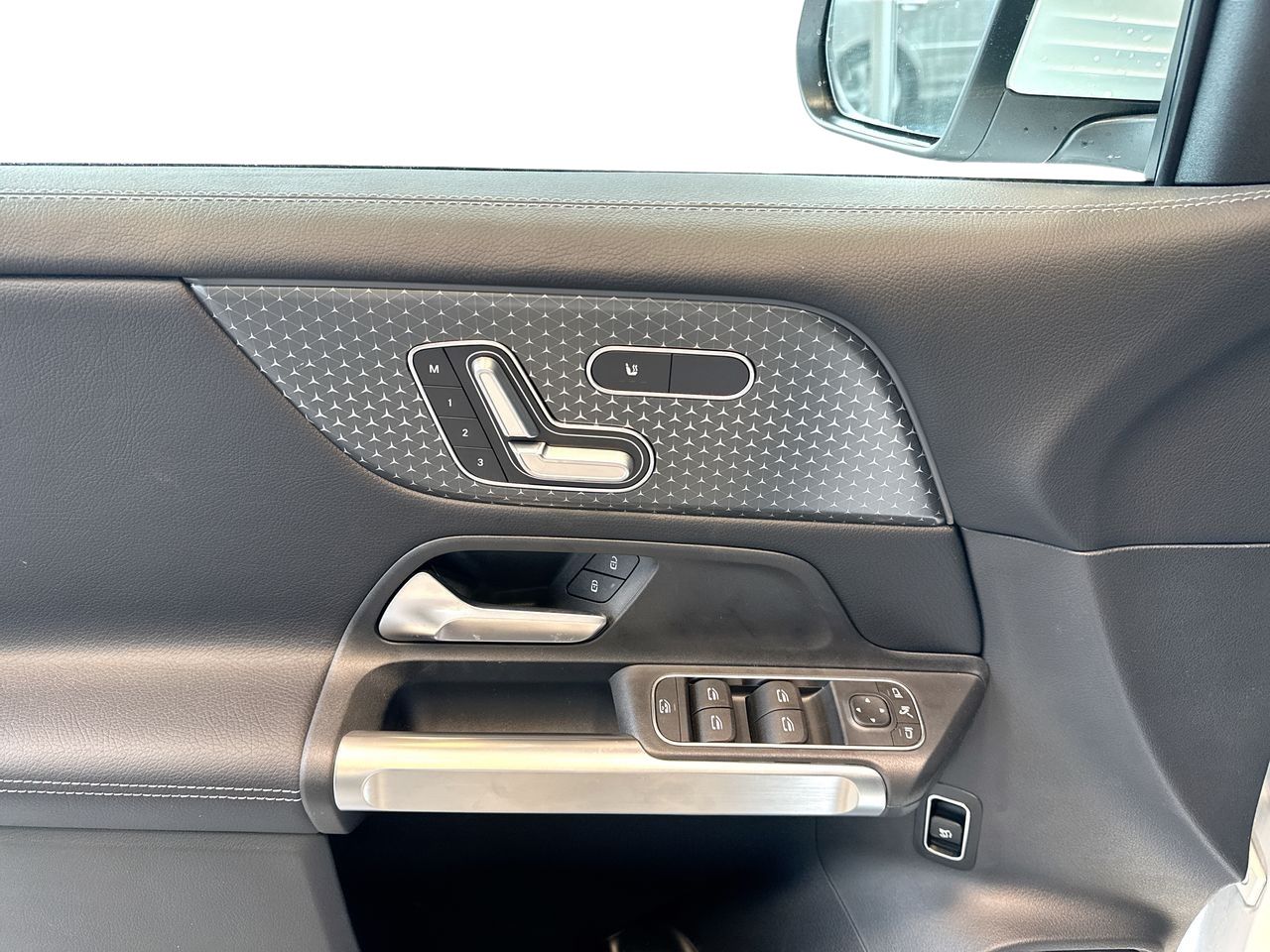 Mercedes-Benz GLB  2025 à Vancouver, Colombie-Britannique