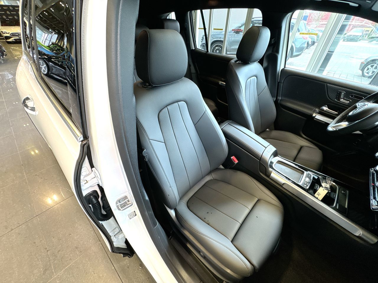 Mercedes-Benz GLB  2025 à Vancouver, Colombie-Britannique