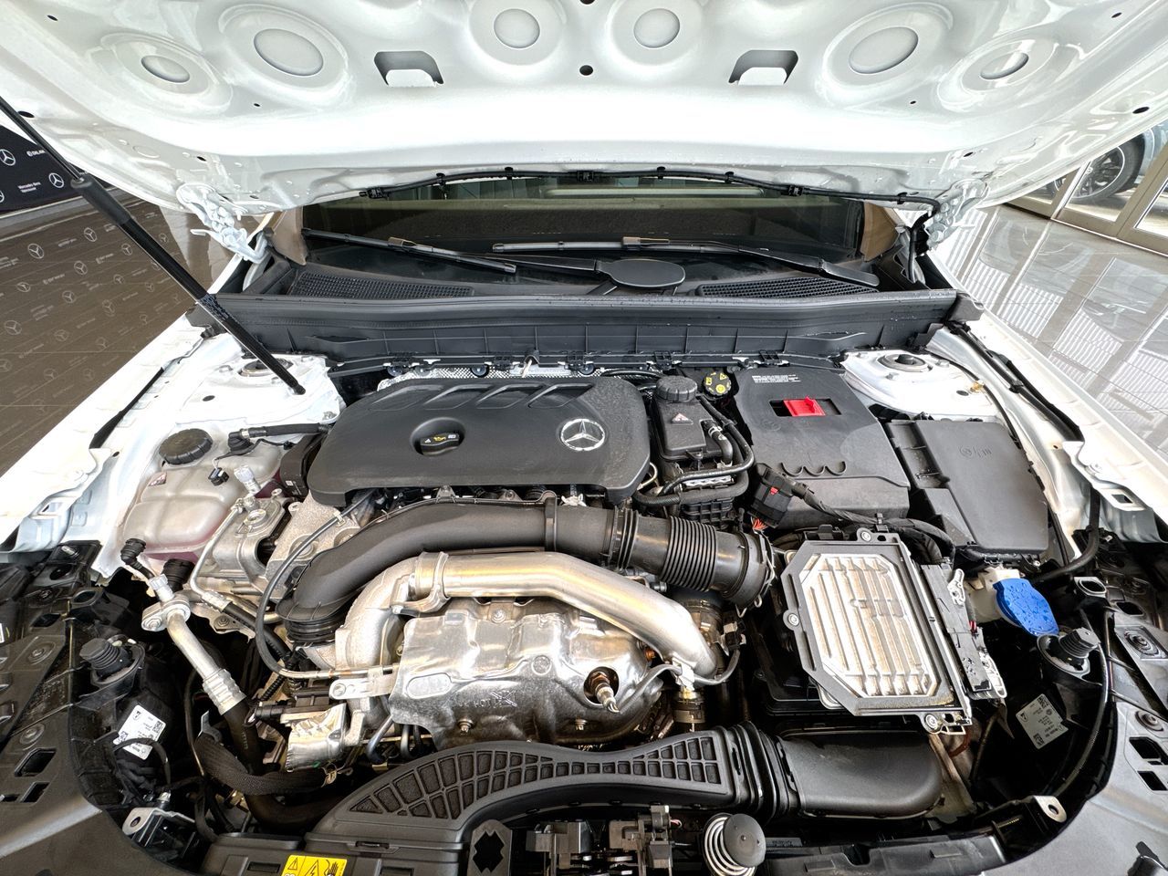 Mercedes-Benz GLB  2025 à Vancouver, Colombie-Britannique