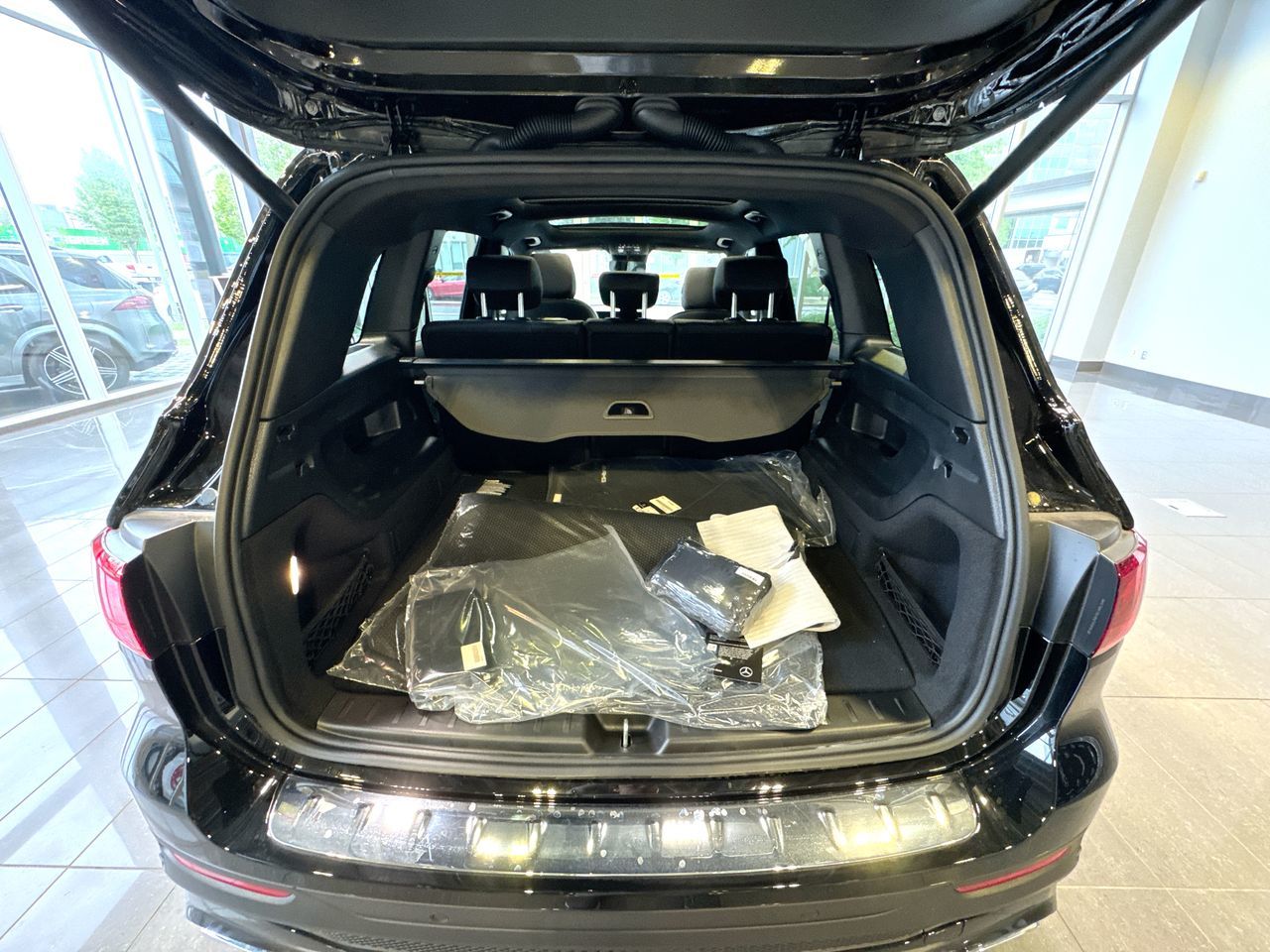 2025 Mercedes-Benz GLB in Vancouver, British Columbia