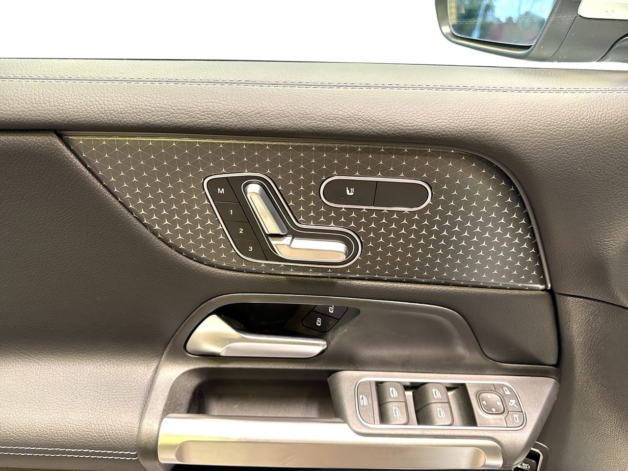 2026 Mercedes-Benz GLB in Vancouver, British Columbia