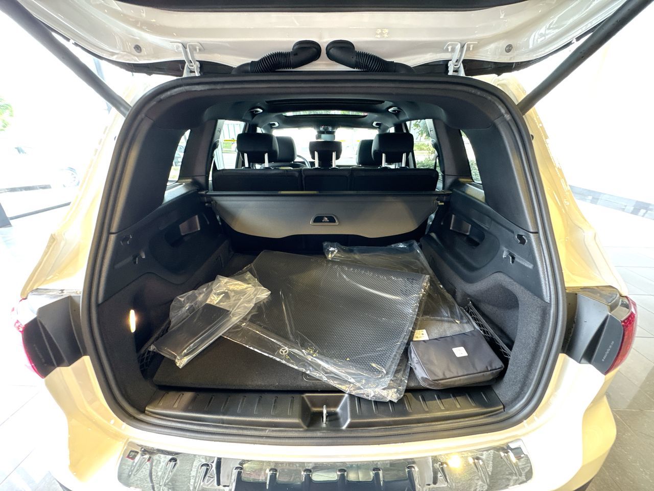 2026 Mercedes-Benz GLB in Vancouver, British Columbia