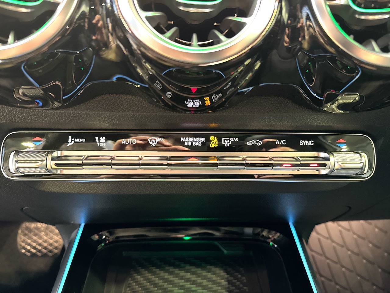 2026 Mercedes-Benz GLB in Vancouver, British Columbia