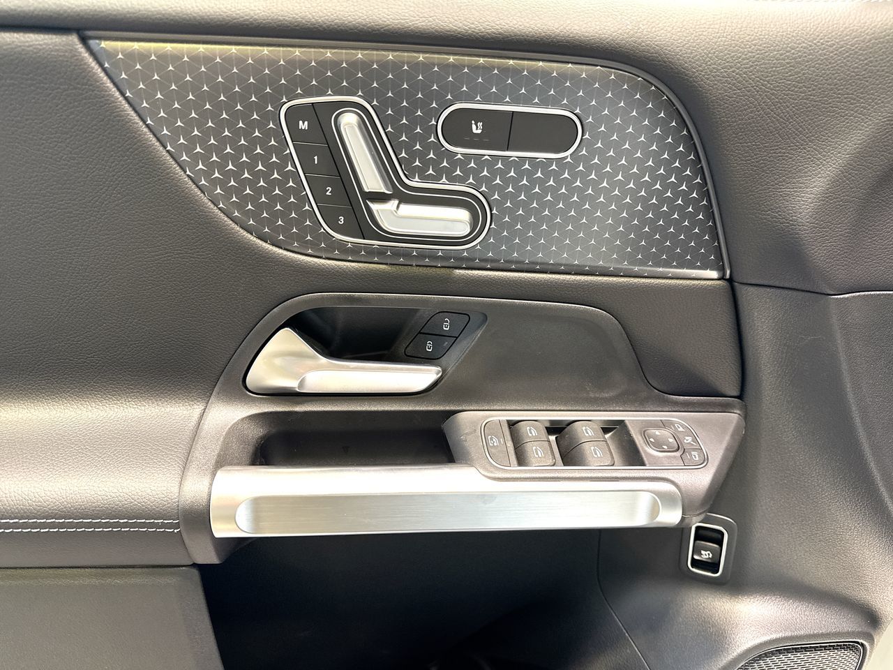 Mercedes-Benz GLB  2026 à Vancouver, Colombie-Britannique