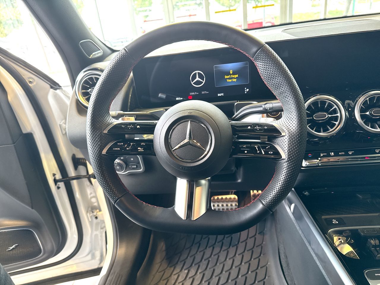 2026 Mercedes-Benz GLB in Vancouver, British Columbia