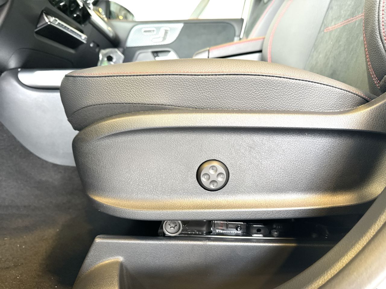 Mercedes-Benz GLB  2026 à Vancouver, Colombie-Britannique