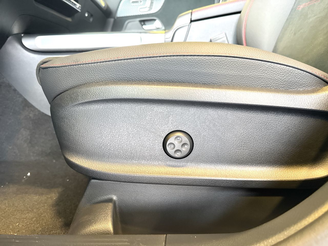 Mercedes-Benz GLB  2026 à Vancouver, Colombie-Britannique
