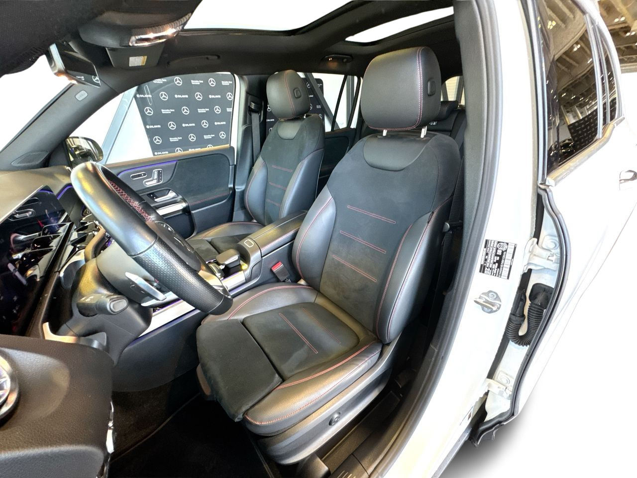 2021 Mercedes-Benz GLB250 in Vancouver, British Columbia