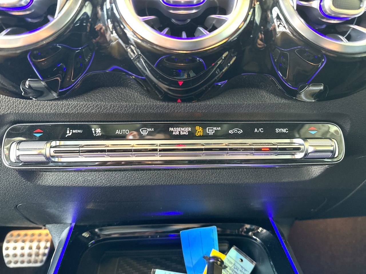 2021 Mercedes-Benz GLB250 in Vancouver, British Columbia