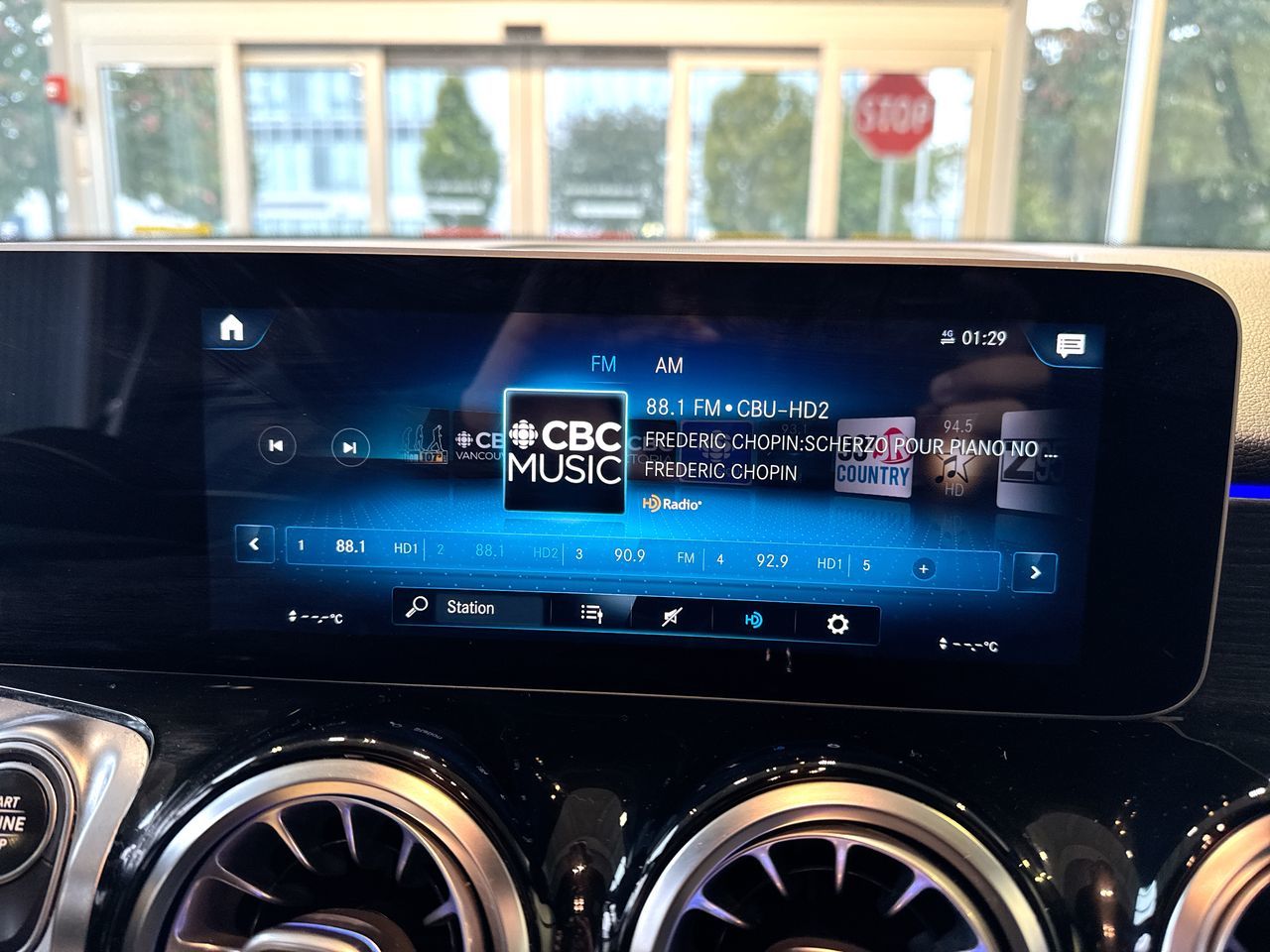 2021 Mercedes-Benz GLB250