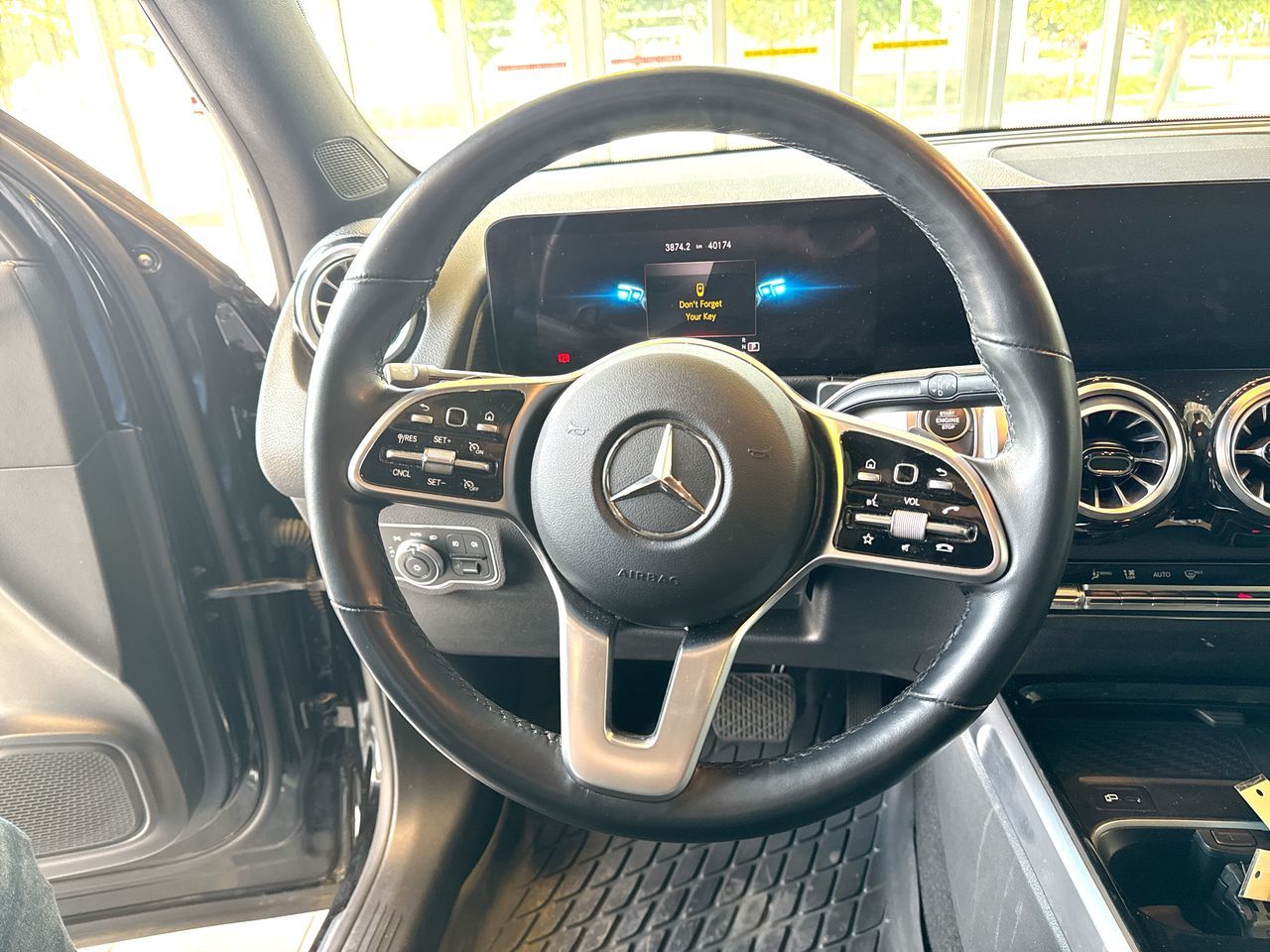 2022 Mercedes-Benz GLB250