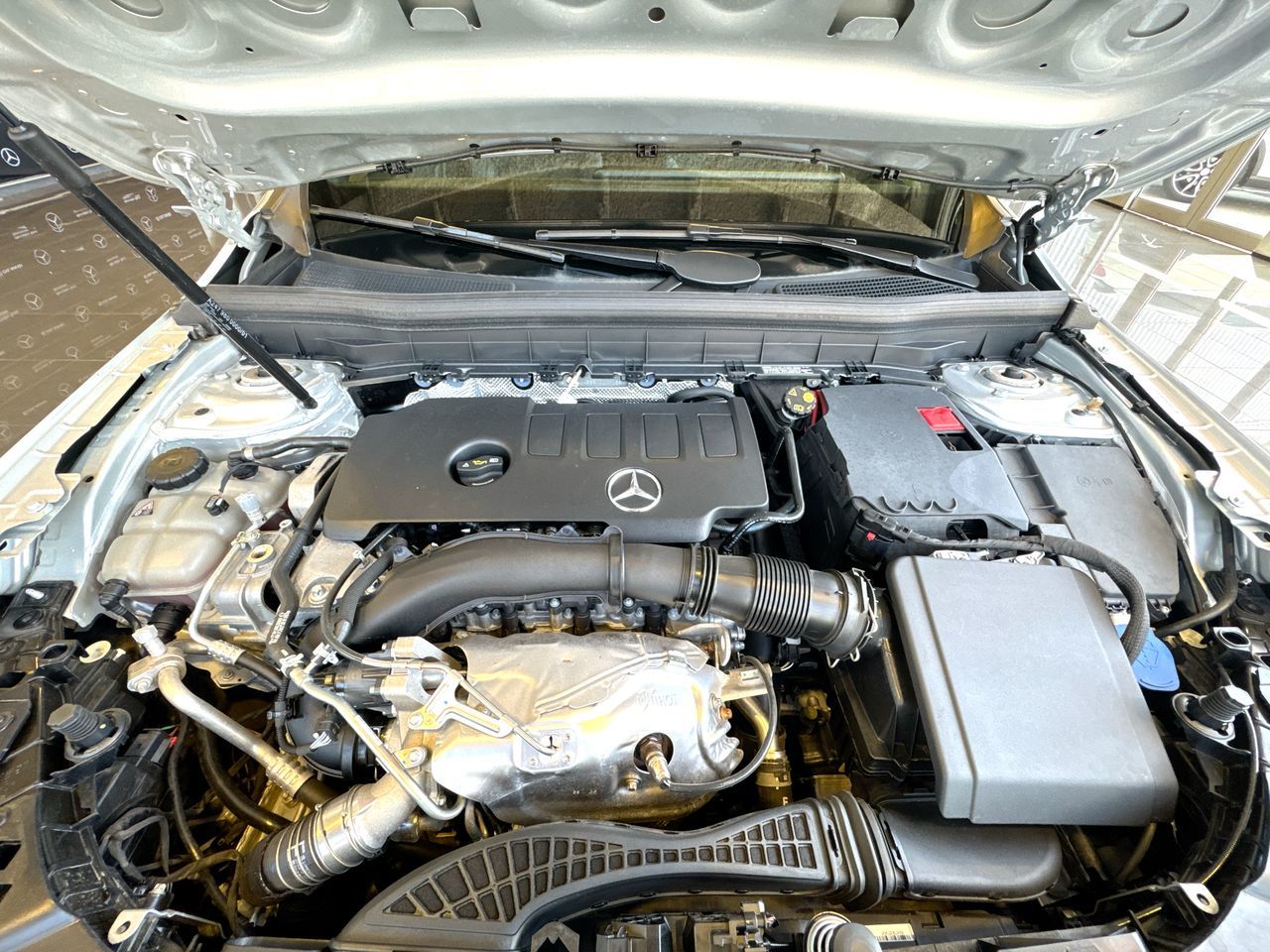 Mercedes-Benz GLB250  2023 à Vancouver, Colombie-Britannique