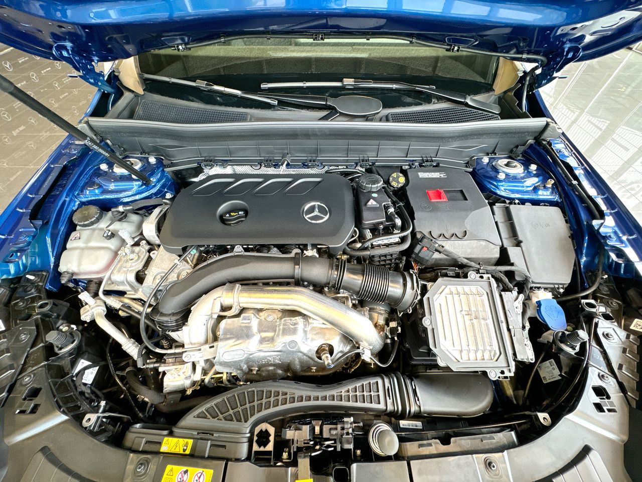 2024 Mercedes-Benz GLB250 in Vancouver, British Columbia
