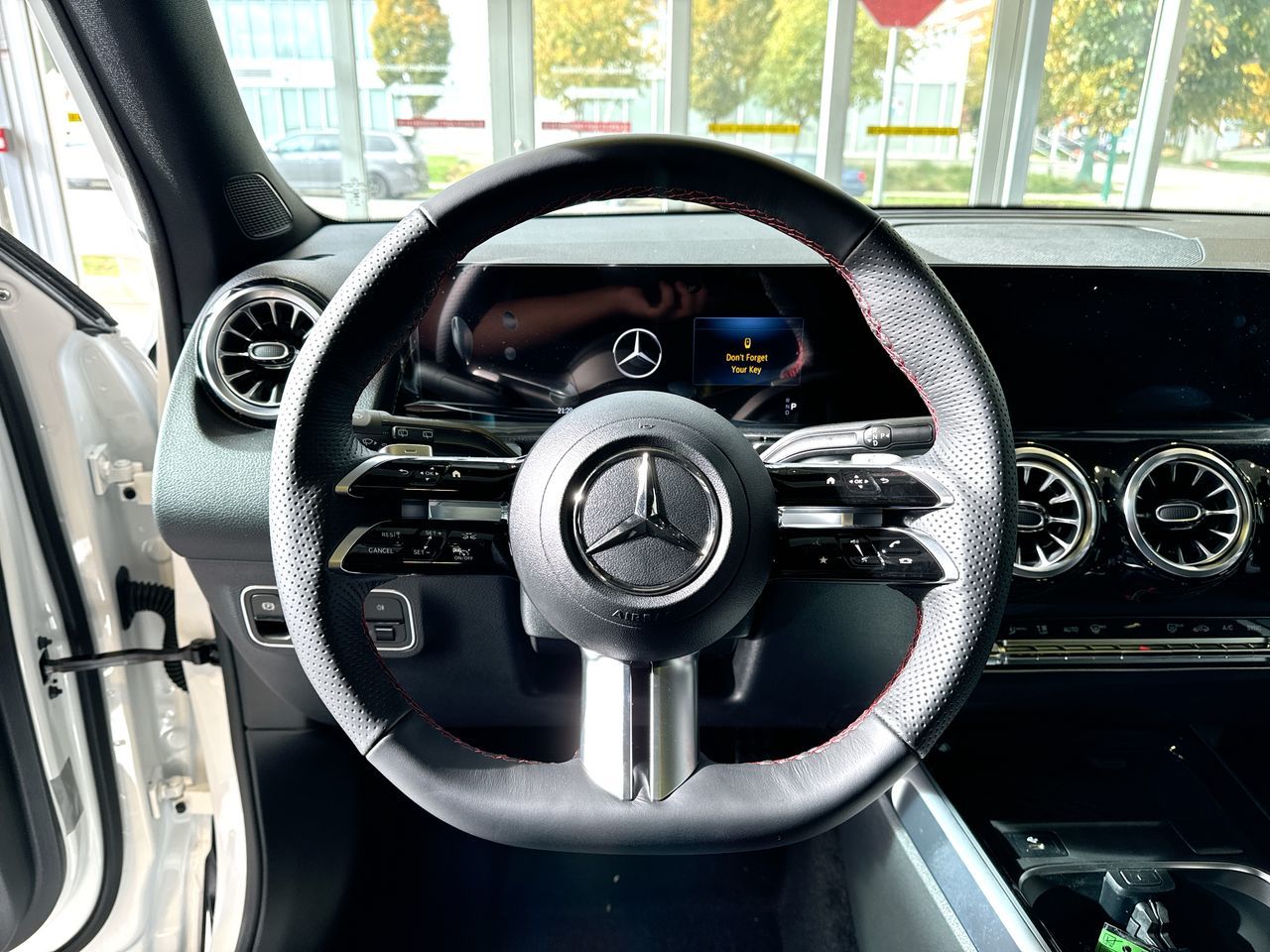 Mercedes-Benz GLB250  2025 à Vancouver, Colombie-Britannique