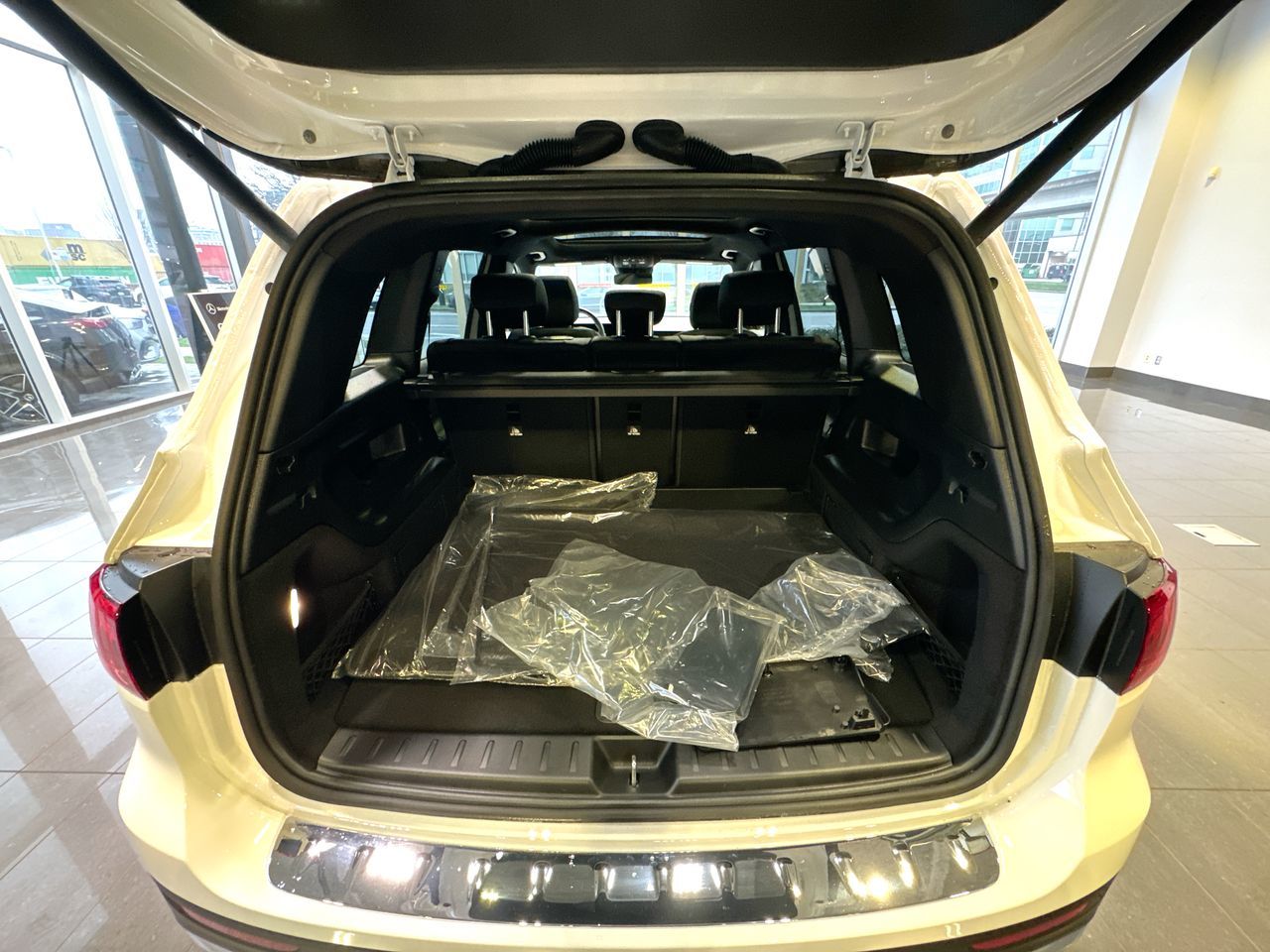 Mercedes-Benz GLB250  2025 à Vancouver, Colombie-Britannique