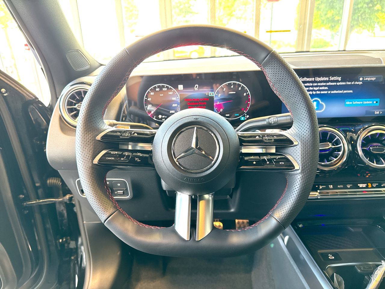 2025 Mercedes-Benz GLB250 in Vancouver, British Columbia
