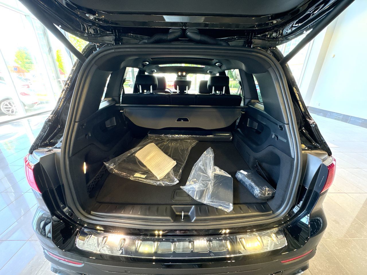 2025 Mercedes-Benz GLB250 in Vancouver, British Columbia