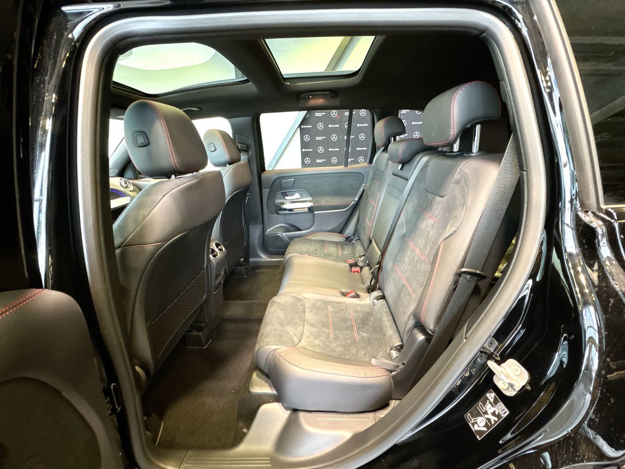 Mercedes-Benz GLB250  2025 à Vancouver, Colombie-Britannique