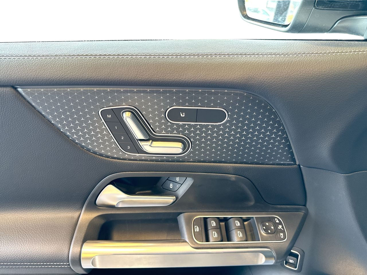 Mercedes-Benz GLB  2025 à Vancouver, Colombie-Britannique