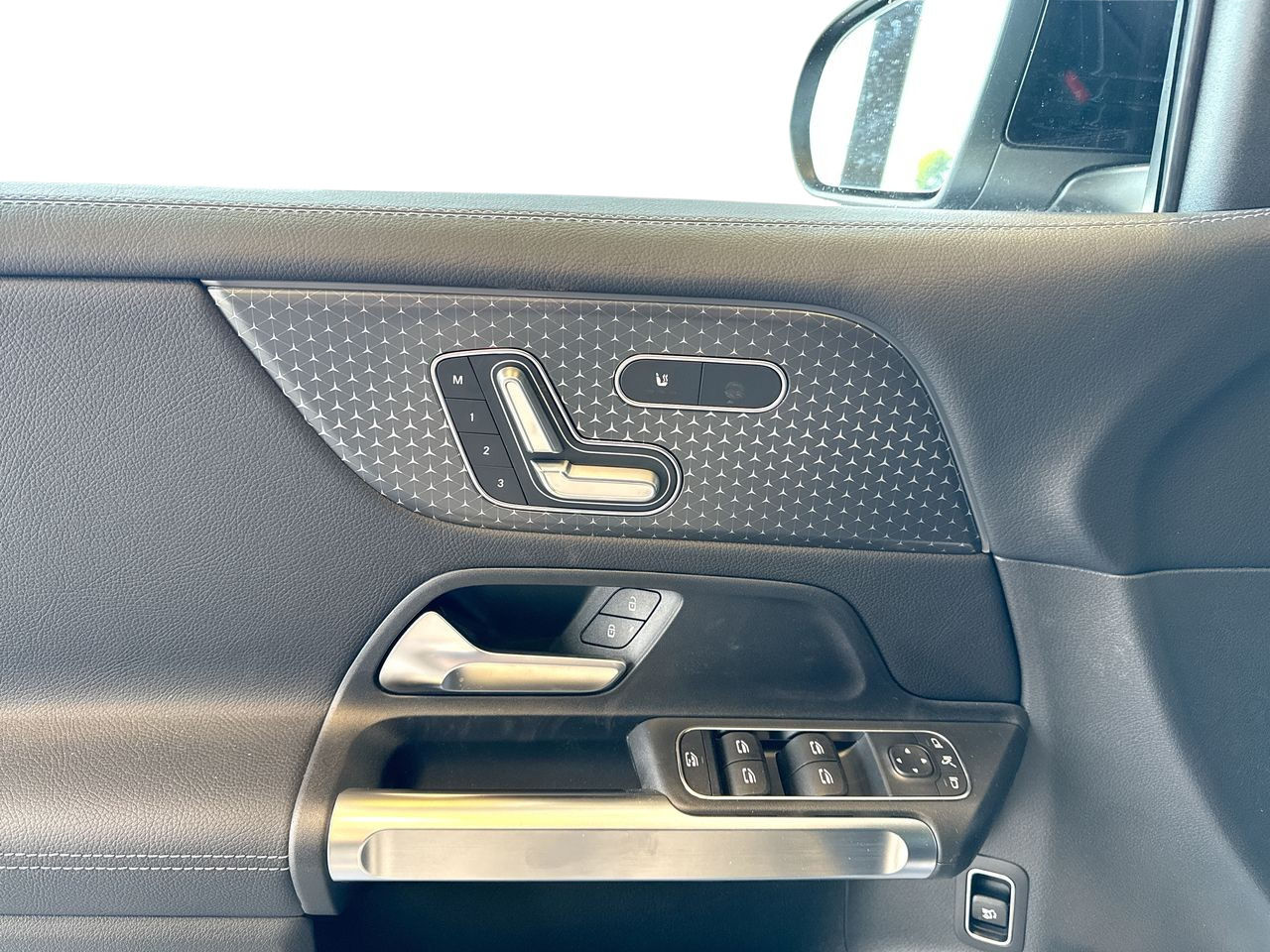 2025 Mercedes-Benz GLB in Vancouver, British Columbia