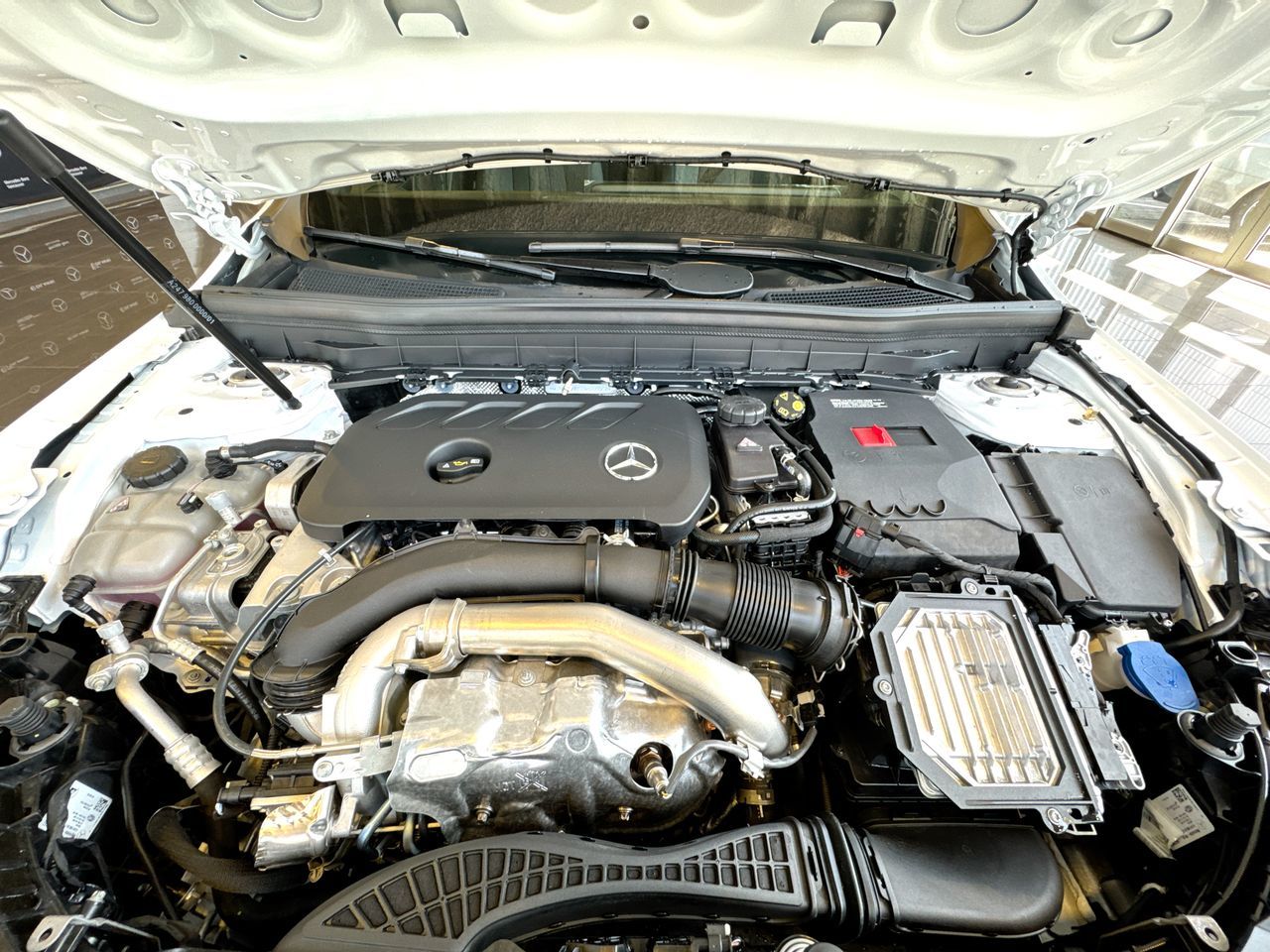 2025 Mercedes-Benz GLB in Vancouver, British Columbia
