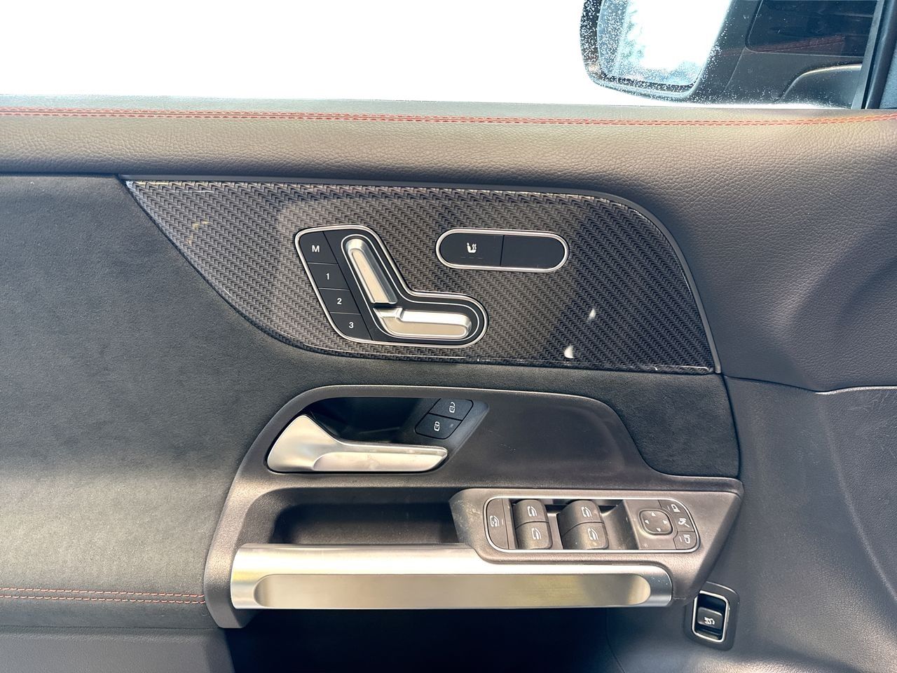 Mercedes-Benz GLB  2025 à Vancouver, Colombie-Britannique