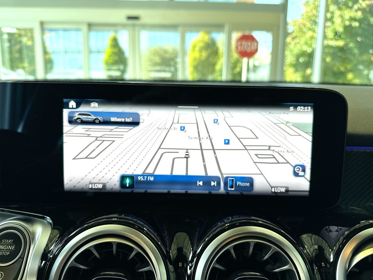 2025 Mercedes-Benz GLB250