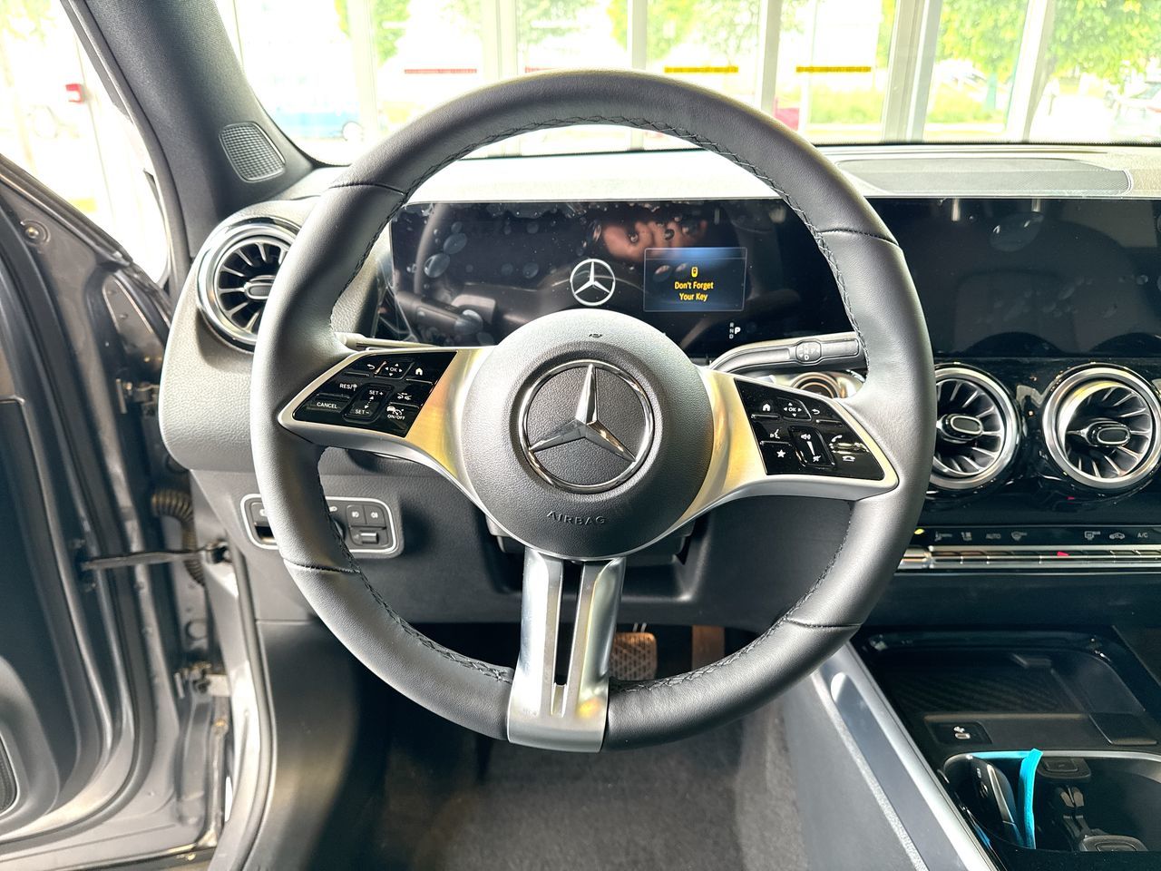 2025 Mercedes-Benz GLB