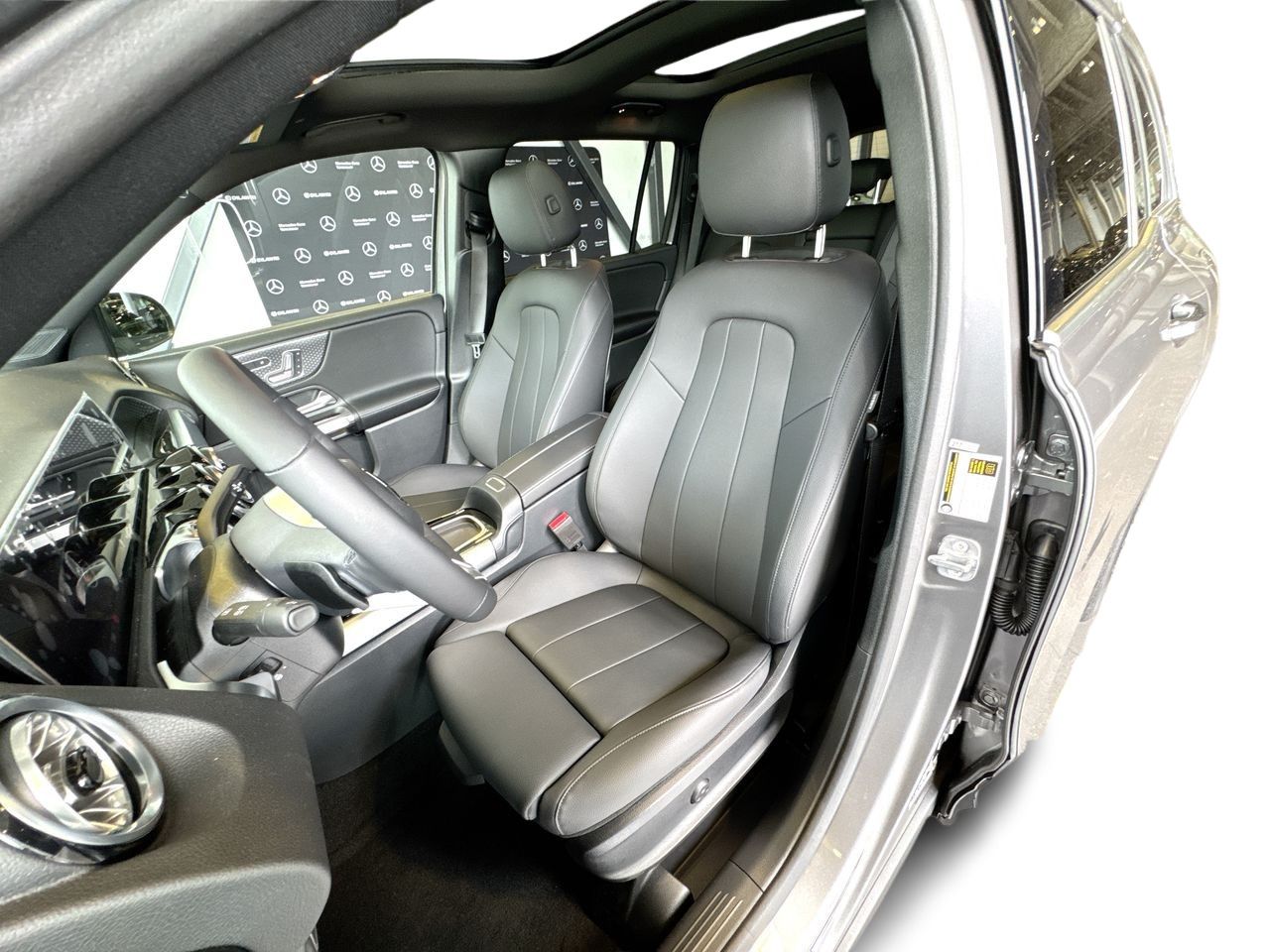 2025 Mercedes-Benz GLB