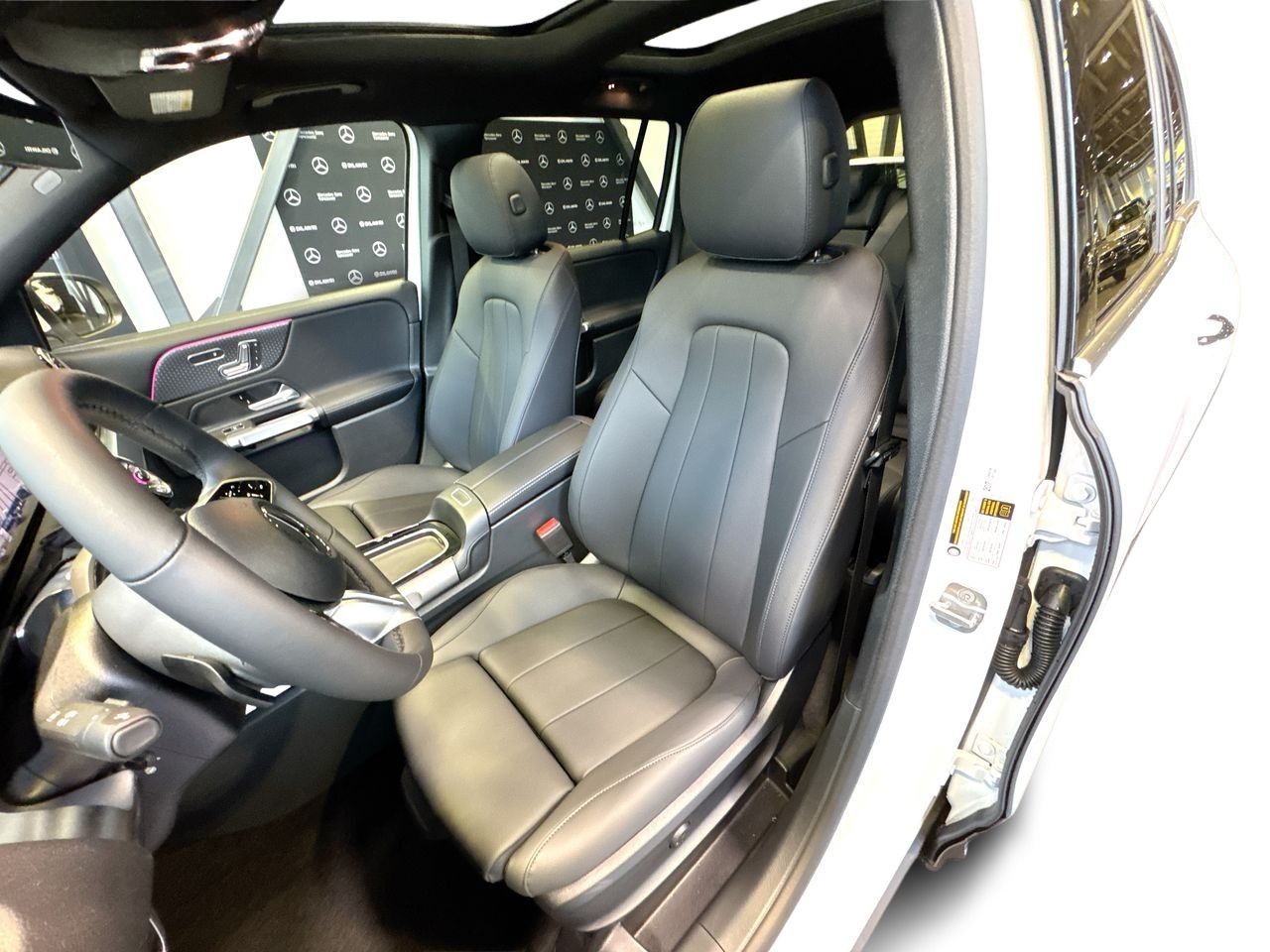 2025 Mercedes-Benz GLB